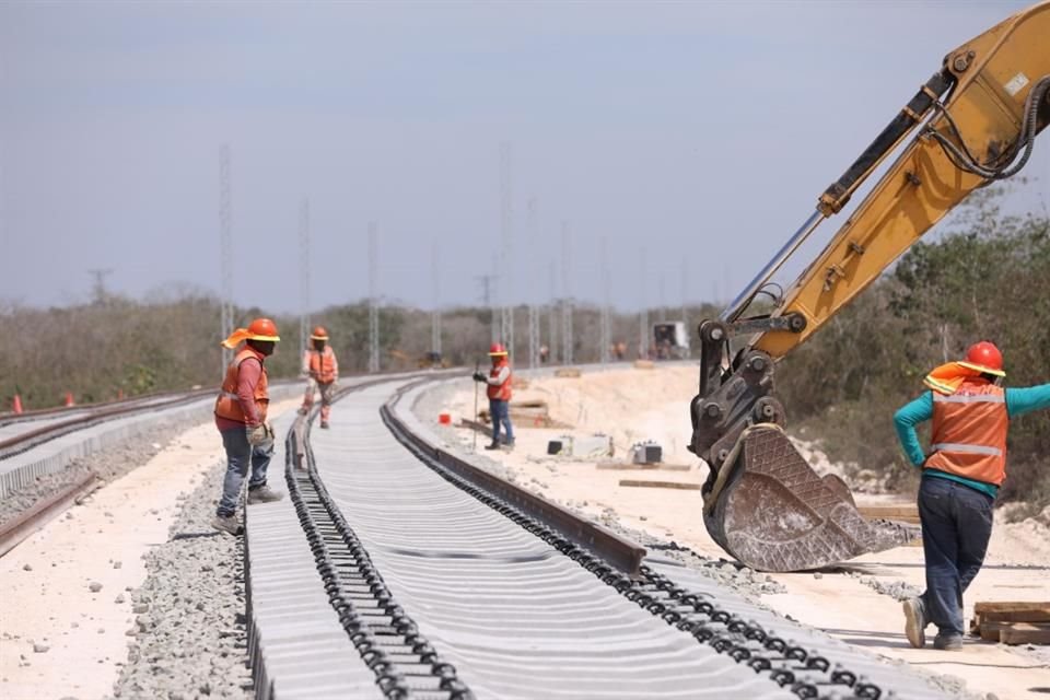 Gobierno de AMLO cerrará en 2024 con nivel de inversión pública de 2.6% del PIB, el mismo registrado en el último año del sexenio pasado.