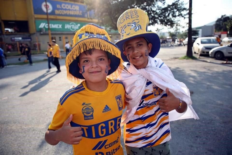 Observa las postales de la Final de ida entre Tigres y Chivas desde el Universitario.