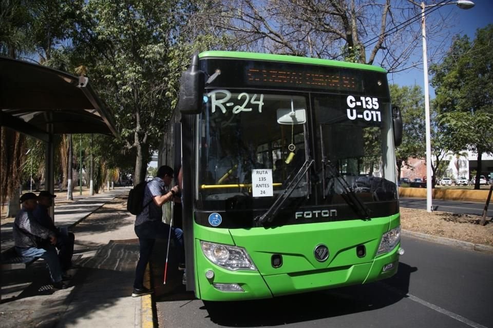 Los nuevos camiones tienen capacidad para 70 personas.