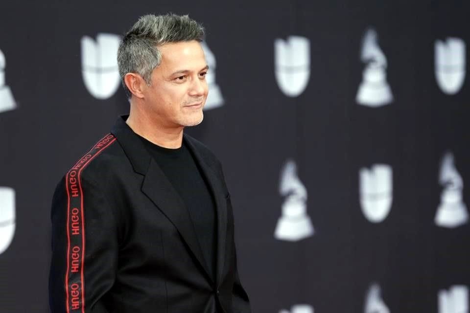 Alejandro Sanz preocupó a sus fans con un mensaje en el que asegura que no está bien y que a veces quisiera no estar, sin mayor explicación.