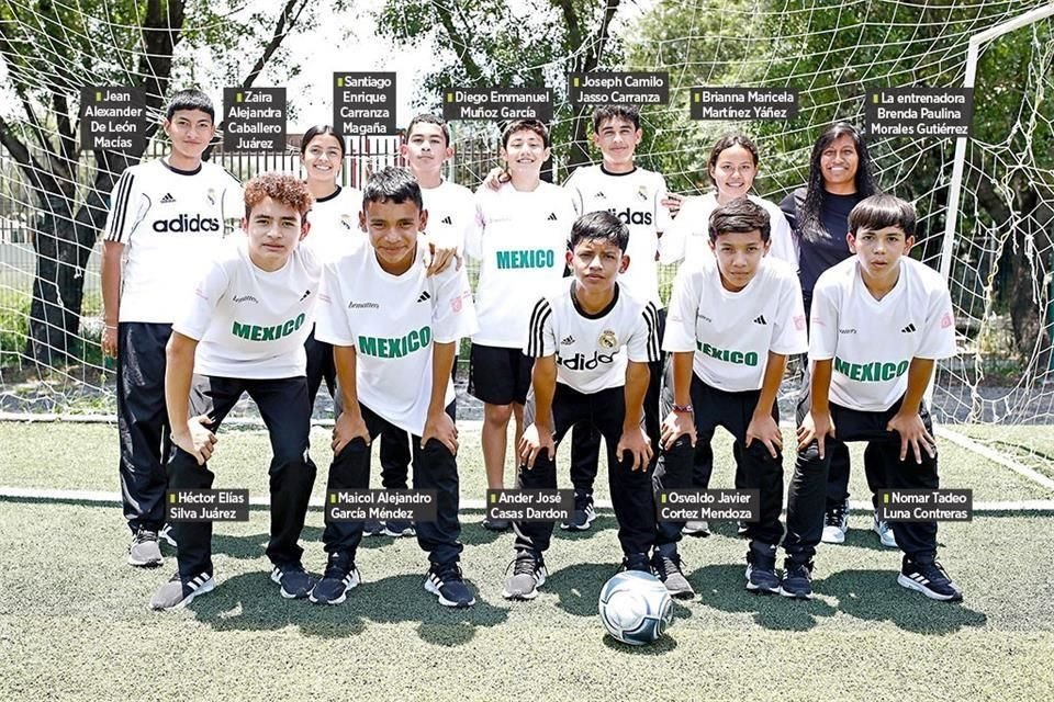 Integrantes del equipo campeón.