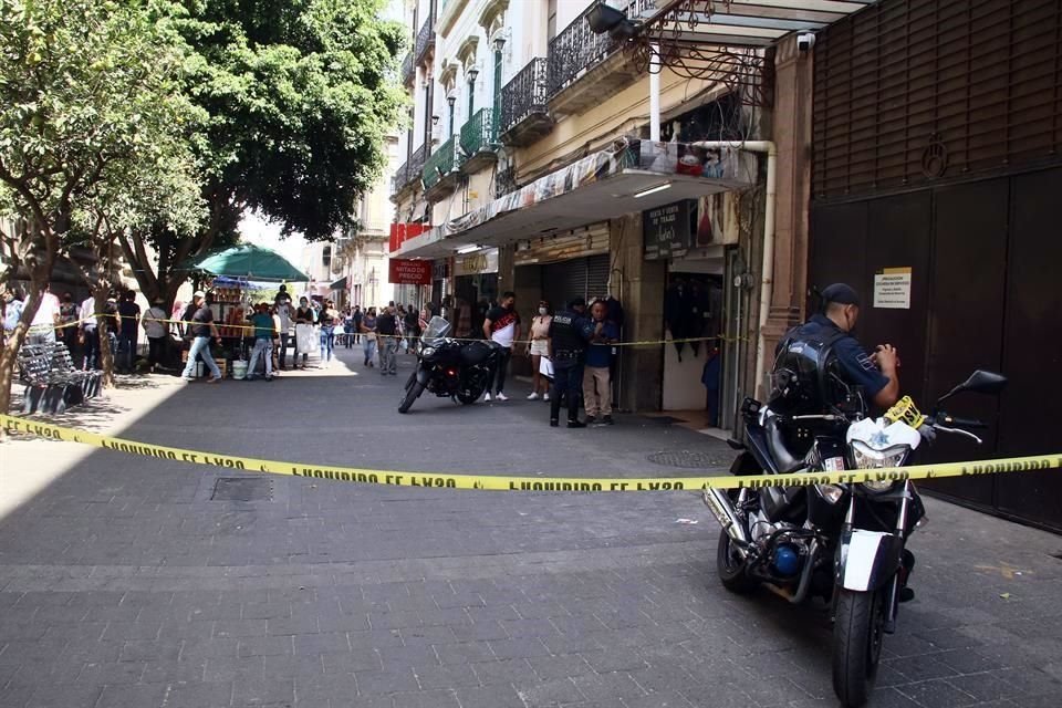 La arrendadora encontró al hombre sin vida y atado de los pies; también presentaba heridas de arma blanca.