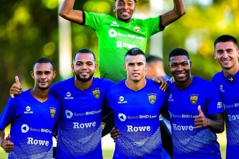 El equipo dominicano presentó a sus nuevos rostros, con los que buscarán hacer historia.