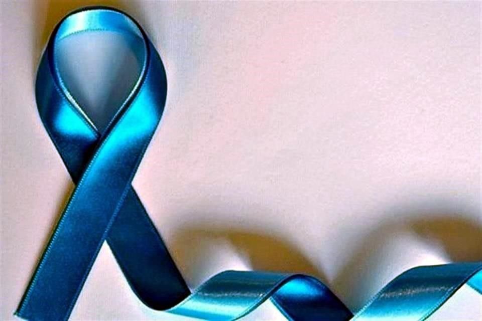 EL COLOR AZUL Para algunos representa la tempestad del mar y la calma del cielo, en referencia directa a los cambios bruscos de la ansiedad a la relajación que sufren las personas con esta condición.