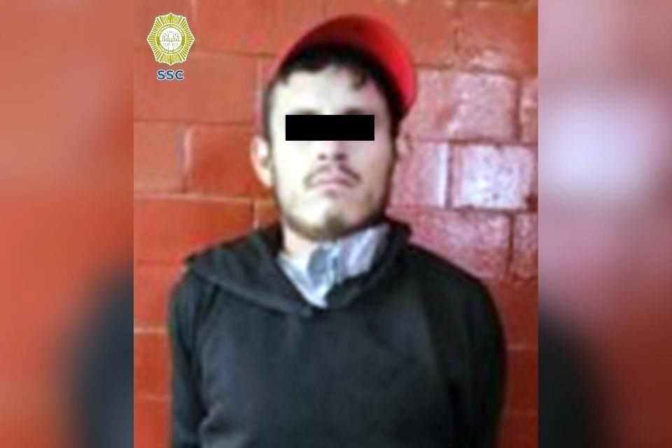 Un sujeto identificado como Sebastián 'N' mató a un jóven, a su perro, e hirió a una mujer de la tercera edad en la Colonia Jardín Balbuena.