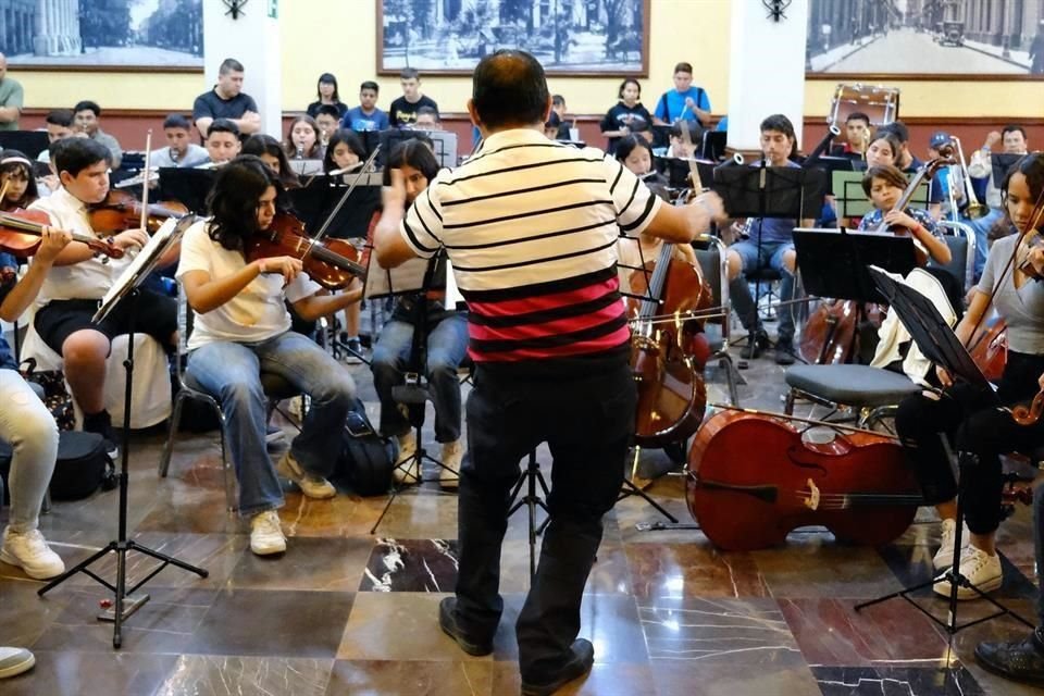 Los 200 años de Jalisco como Estado libre y soberano también serán celebrados por los pequeños músicos de la Orquesta Blas Galindo.