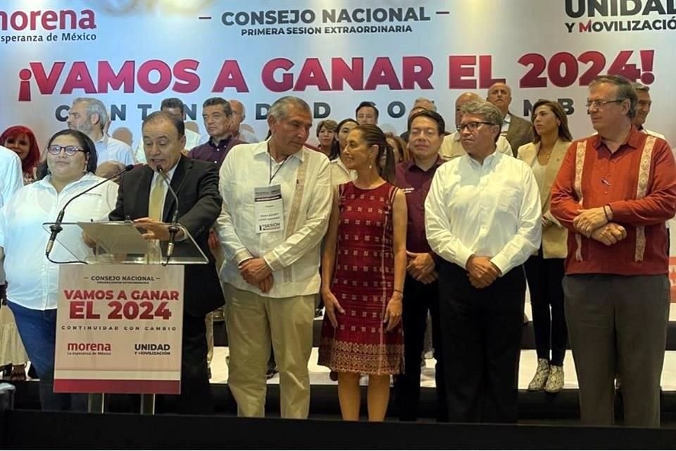 Tras sesión privada del Consejo Nacional de Morena, el presidente de la instancia y Gobernador de Sonora, Alfonso Durazo, reveló pautas votadas rumbo al 2024.