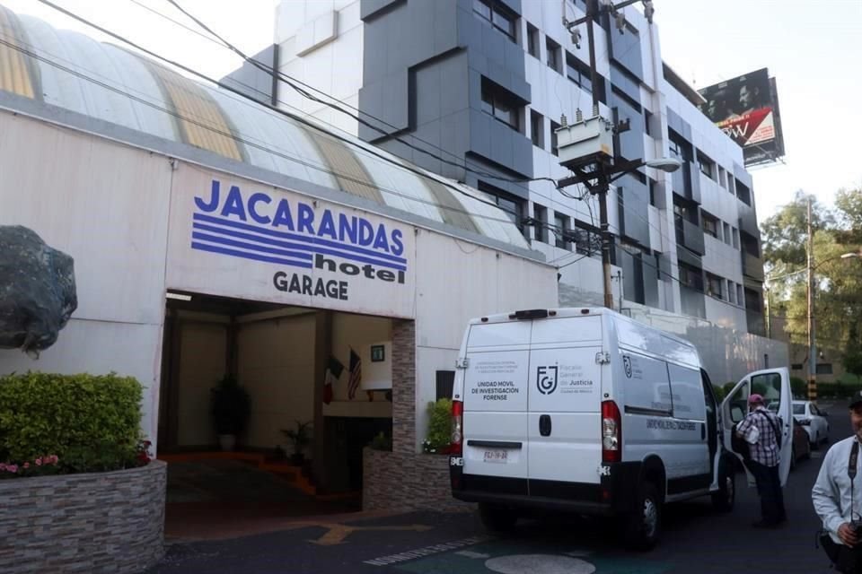 Personal del hotel Jacarandas, en la Colonia Atlampa, hallaron a una mujer sin vida y con signos de violencia dentro de una habitación.