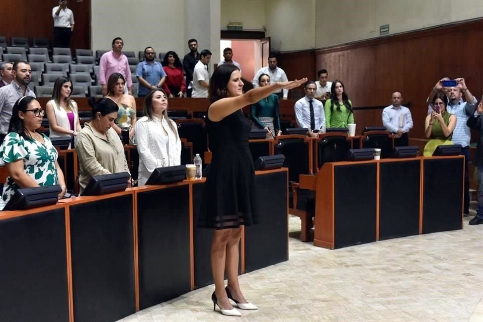 Bárbara Lizette Trigueros Becerra fue designada nueva coordinadora Jurídica del Congreso de Jalisco, ante renuncia de Víctor Sánchez Orozco.