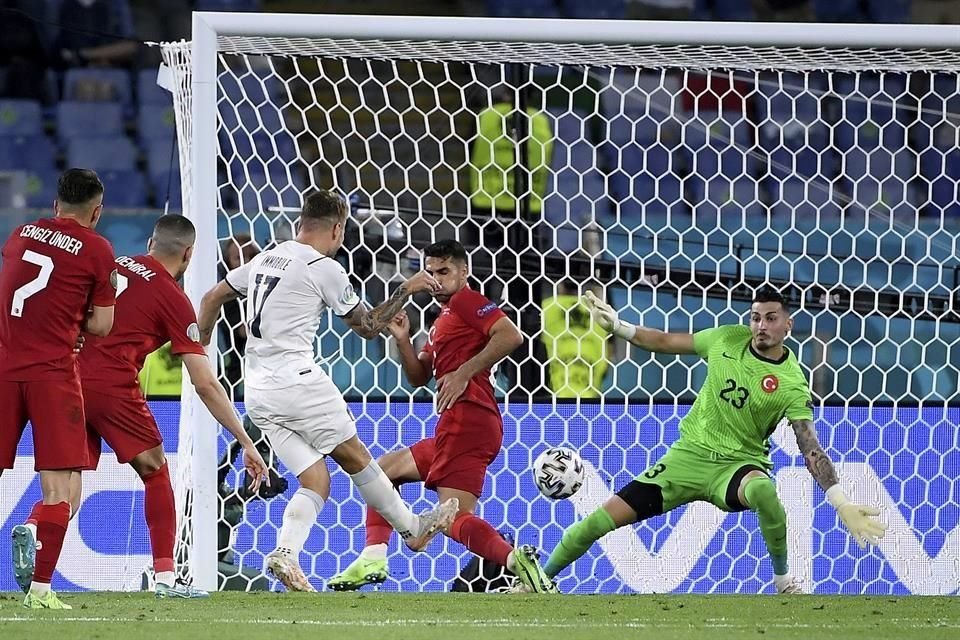 La azurra fue mucho mejor que Turquía.