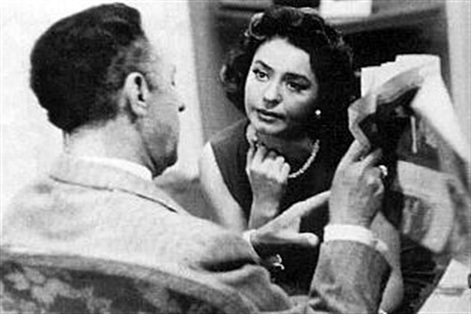 'Senda Prohibida' es la versión para streaming basada en el clásico de las telenovelas de los años 50.