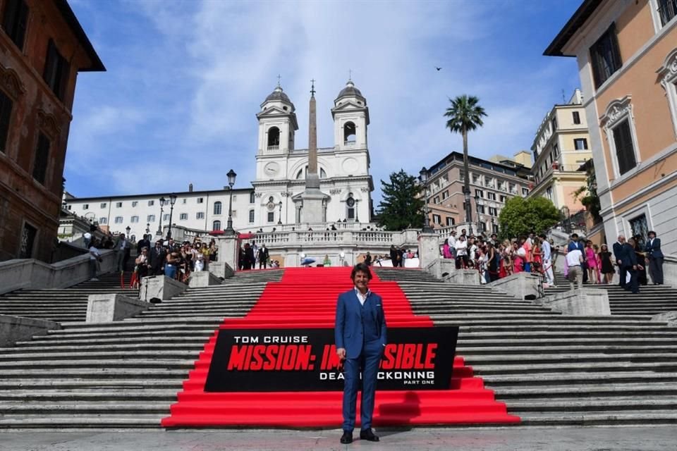 Tom Cruise se pone nostálgico en la premiere de 'Mission: Impossible - Dead Reckoning'.