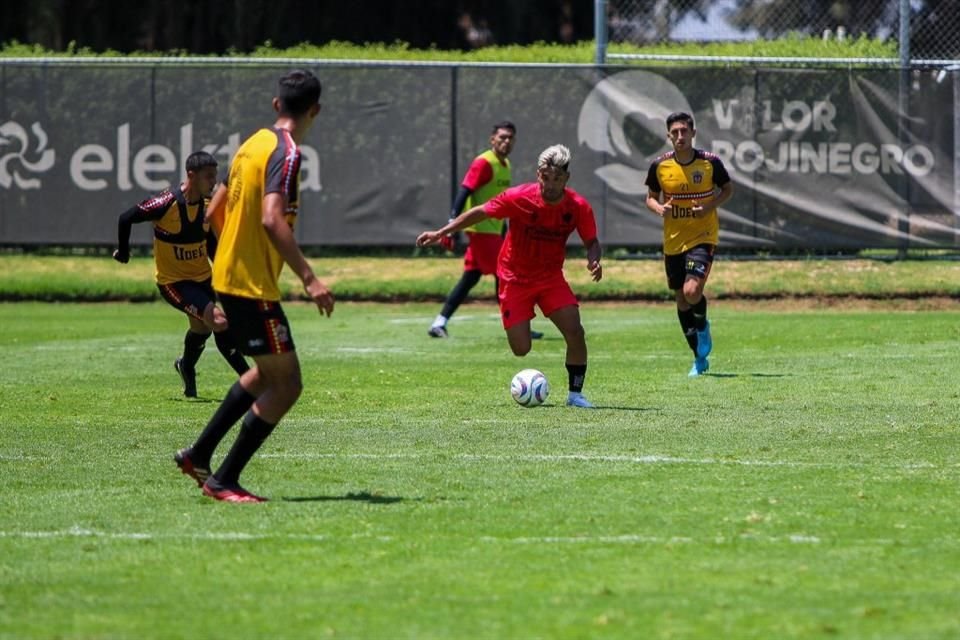 Eduardo 'Mudo' Aguirre en sus primeros minutos en un juego con el Atlas.