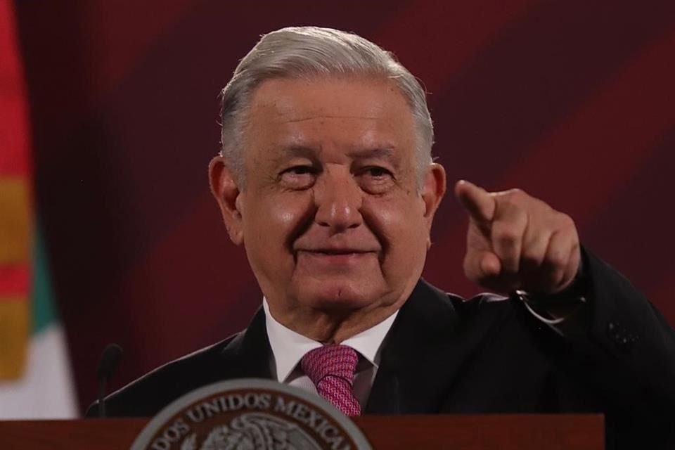 A 4 años y medio de haber asumido como Presidente, AMLO continúa achacando la violencia del País a los gobiernos de Calderón y Peña Nieto.