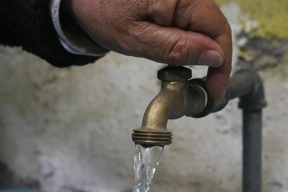 Gobierno de Tlajomulco ha ofrecido servicio intermitente de agua potable en gran parte del Municipio y en varias zonas podra prolongarse.