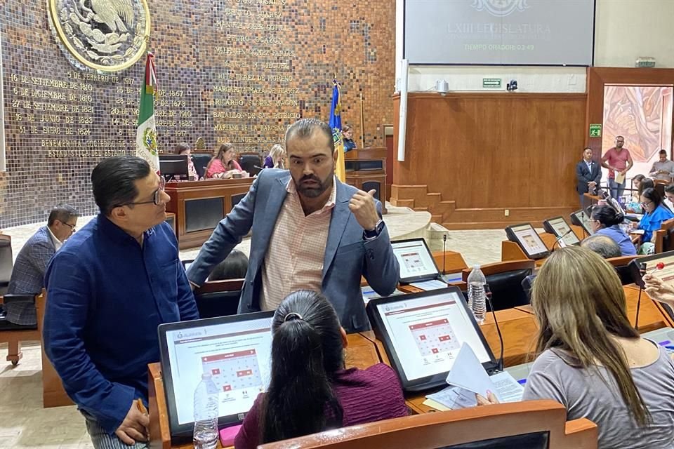 Una propuesta de Morena contra represión de manifestantes, fue frenada en el Congreso por falta de apoyo de MC, PAN y PVEM.