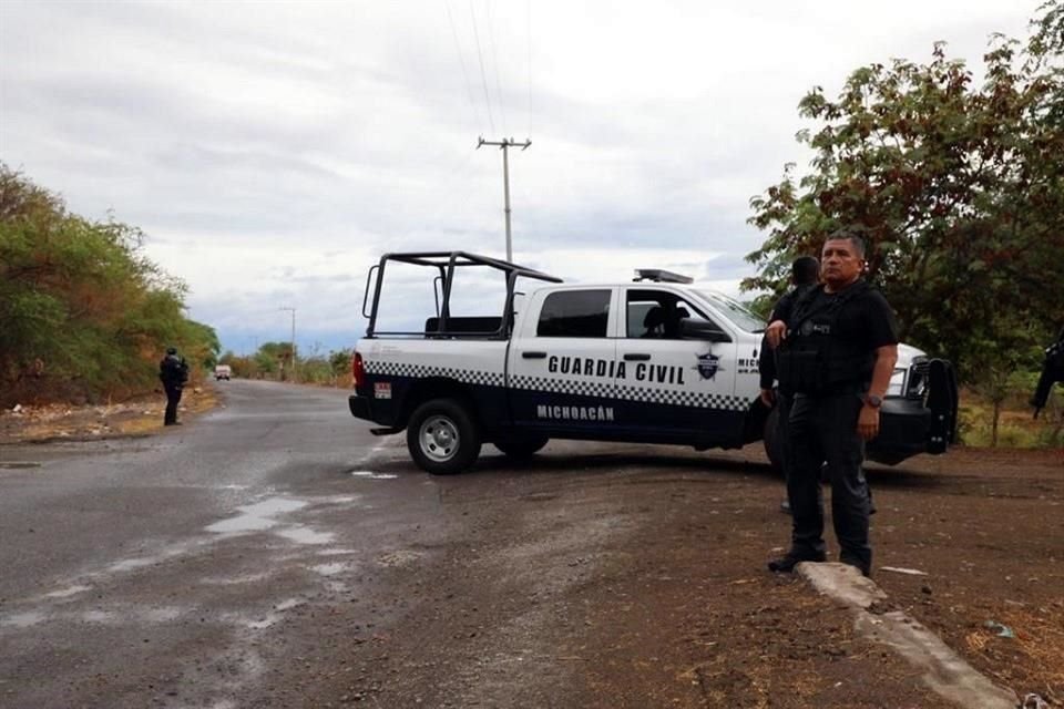 En el operativo fueron desplegados diversos puestos de inspección vehicular y recorridos de vigilancia por las calles y brechas catalogadas como puntos rojos de La Ruana.