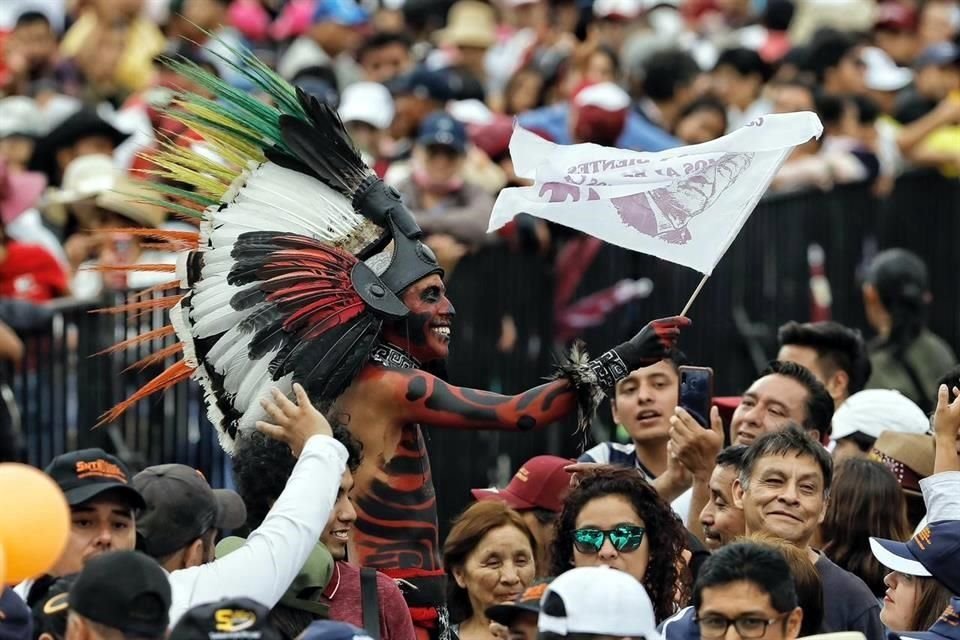 Gremios sindicales y Gobernadores movilizaron a su gente para acudir al evento.