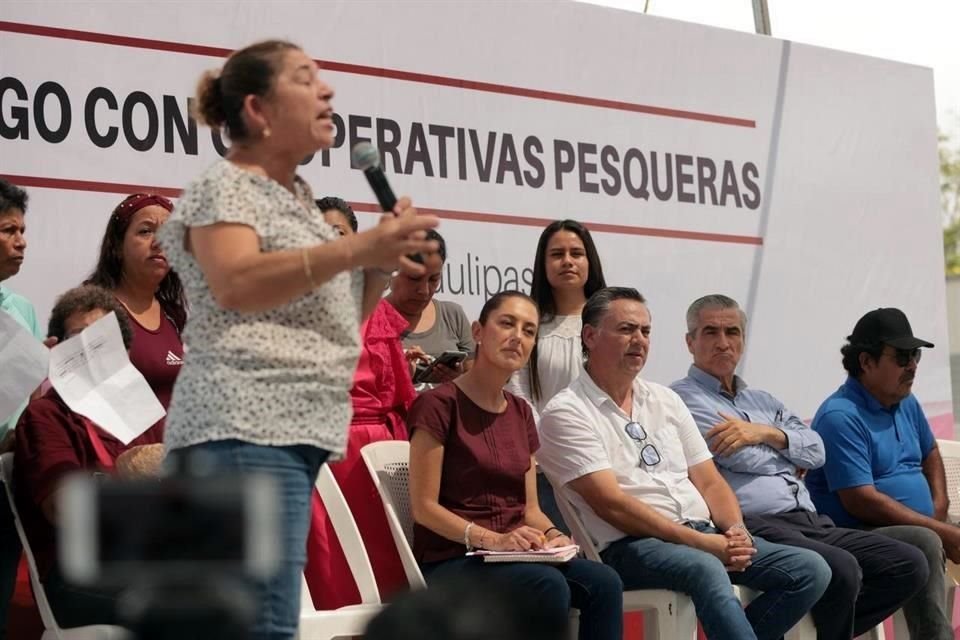 La ex Jefa de Gobierno de la CDMX en Tampico, donde se reunió contra trabajadores del sector pesquero.