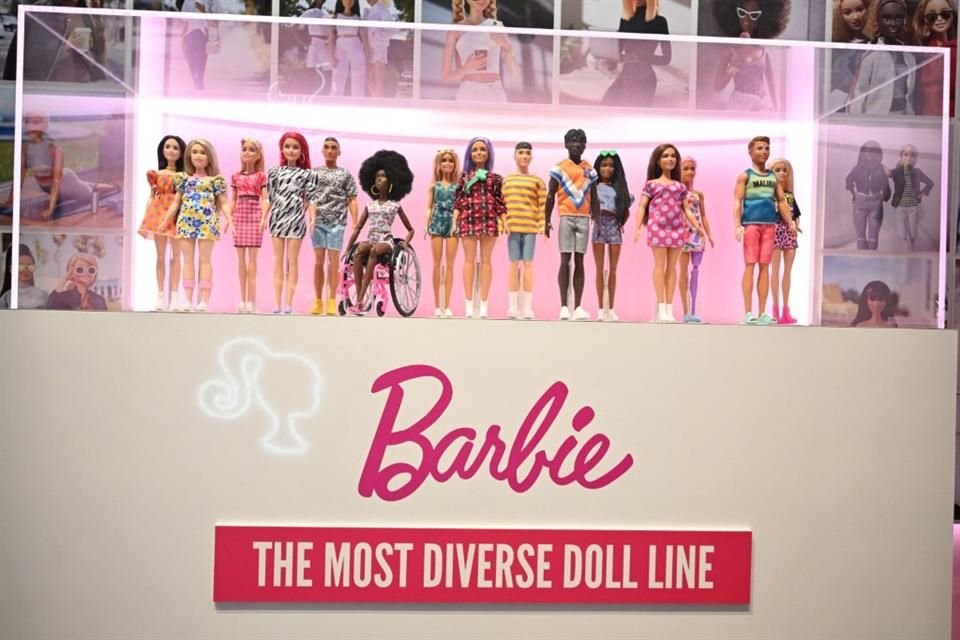 Los Ángeles abrió las puertas del 'Mundo de Barbie', una experiencia que ofrece un día en el universo de la famosa muñeca.