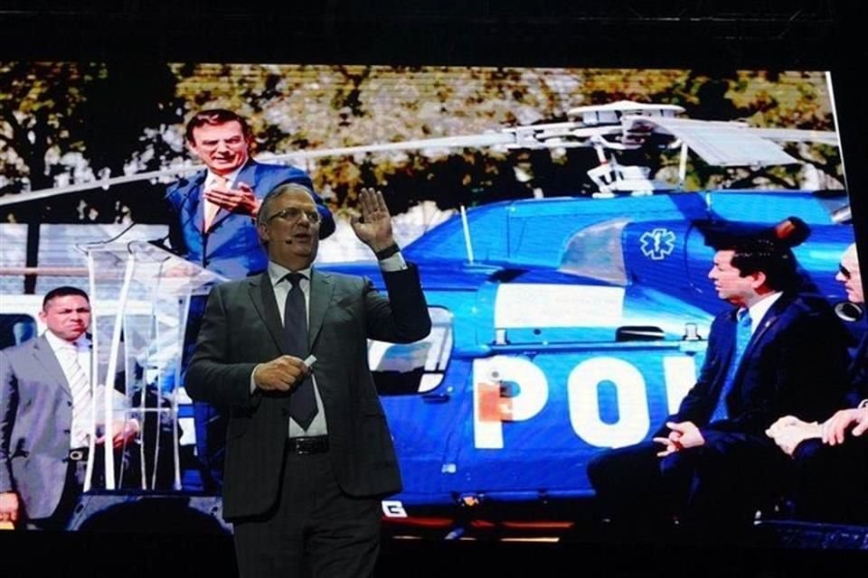 Marcelo Ebrard en la presentación de su plan de seguridad para el País.