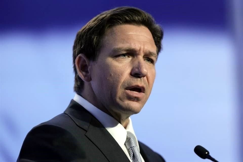 El Gobernador de Florida, Ron DeSantis, que busca la candidatura presidencial republicana, aseguró que no es el número 2.