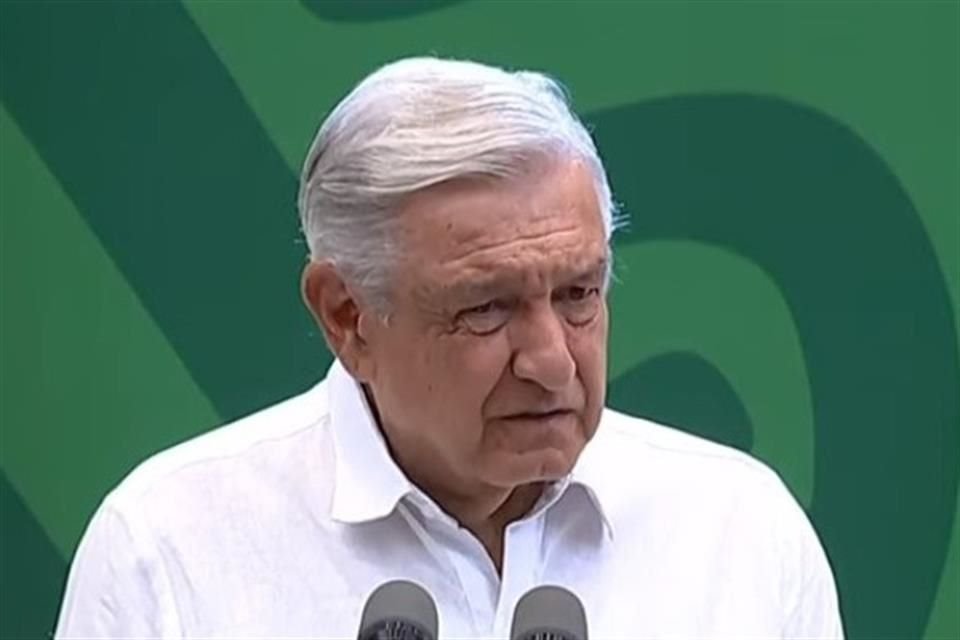 El Presidente en conferencia en La Paz.