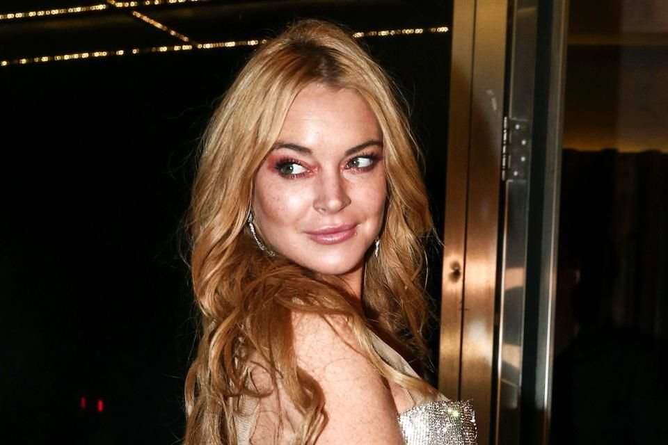 La actriz Lindsay Lohan recibió a su primer hijo que tuvo con su esposo Bader Shammas.