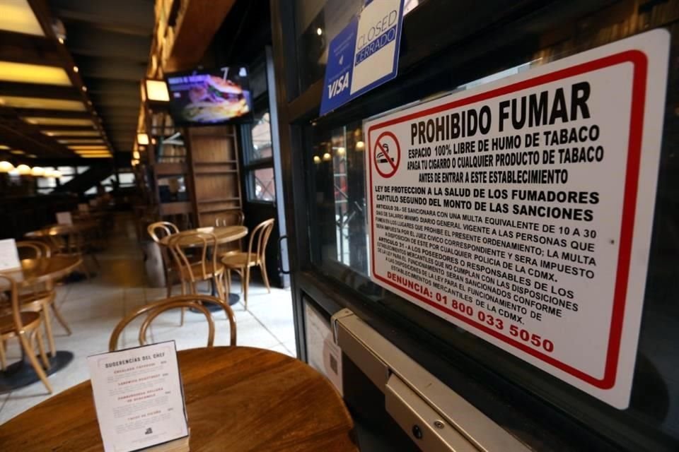 En enero comenzaron las restricciones; sitios de concurrencia colectiva se convirtieron en libres de humo de tabaco.