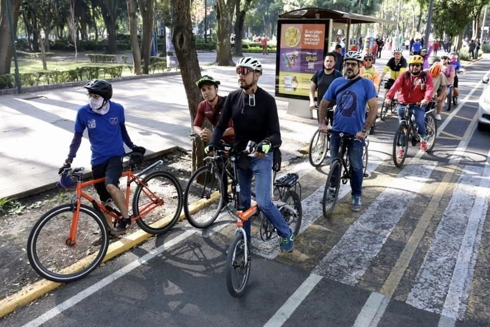 Las rodadas ciclistas parten de distintos puntos de la Ciudad de México con destino a Polanco y la zona de oficinas alrededor del Bosque de Chapultepec