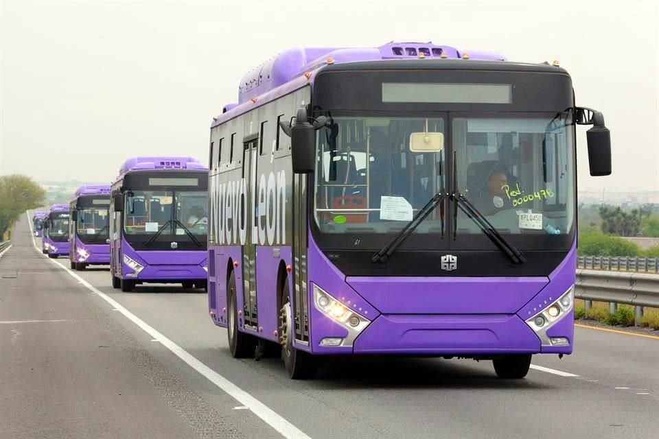 La ruta exprés al Aeropuerto operará desde las 4:00 hasta las 23:00 horas con 17 estaciones en cada lado sobre la Carretera Miguel Alemán.