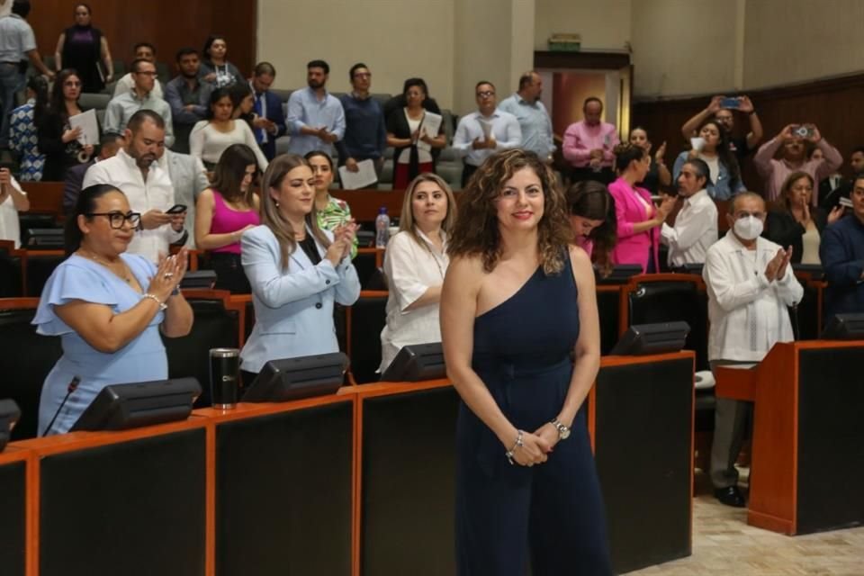 María de Lourdes Clemente Ascencio tomó protesta como titular de la Unidad de Vigilancia del Poder Legislativo.