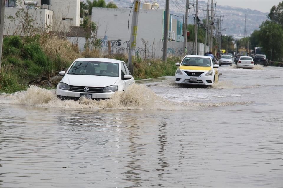 Tlajomulco tardará en recuperarse por la tormenta del viernes calificada como 'histórica'.