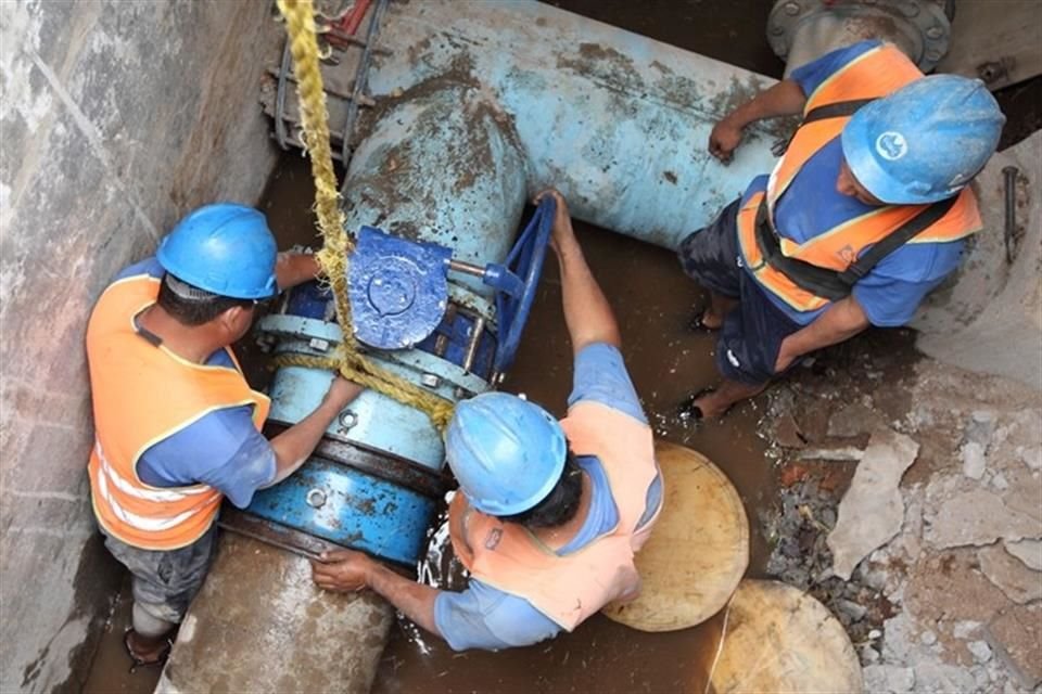 La colocación de un entronque en las tuberías ocasionará el corte de agua potable.