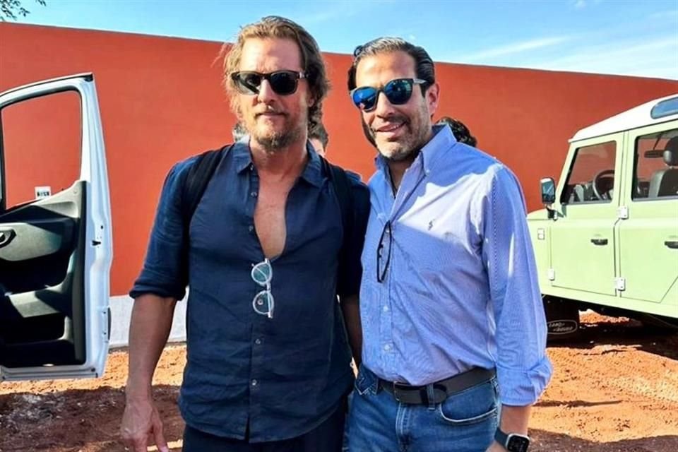 Filma Jalisco se reunió con McConaughey para hablar sobre el programa de Cash Rebate de la entidad durante la visita del actor en Amatitán.