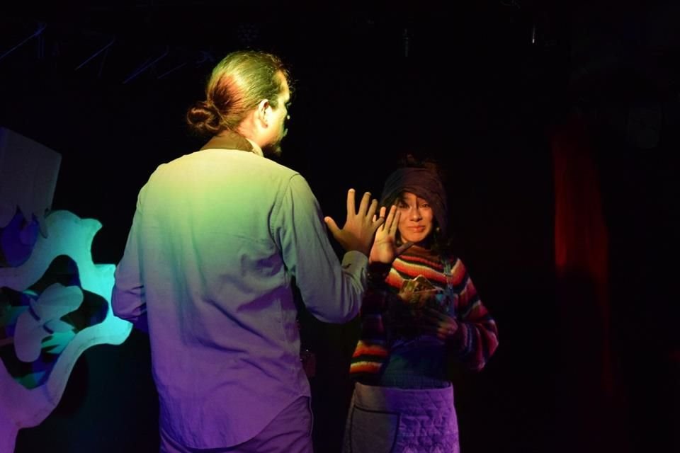 'Sherlock',  obra que forma parte de 2 y 2 son Teatro, un programa de teatro breve que se impulsa desde el escenario de El Forito.