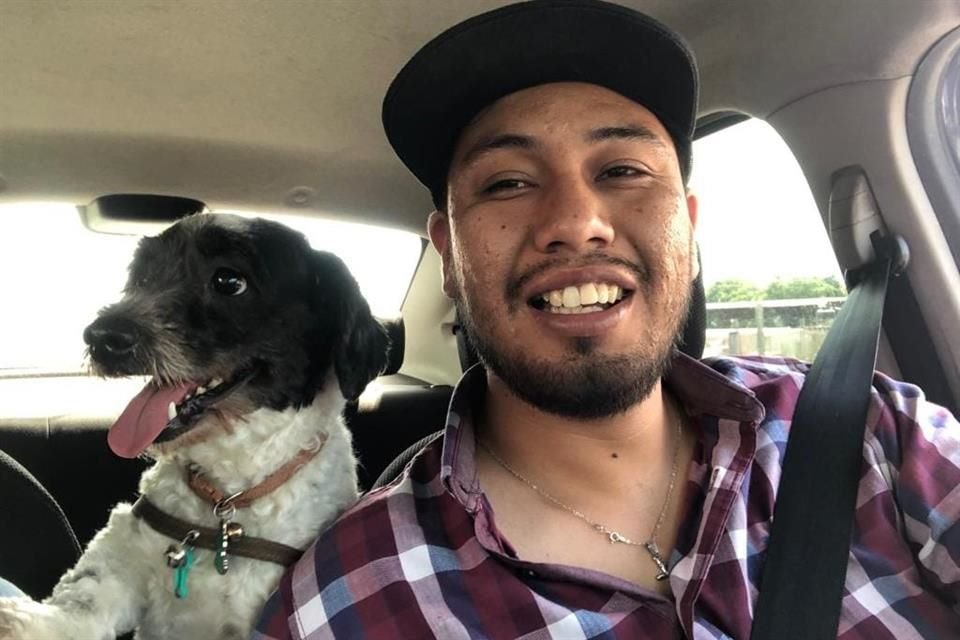 La familia de Héctor Adrián Águila Corona fue recibida por autoridades y este jueves acudió a la Fiscalía Especial de Personas Desaparecidas.