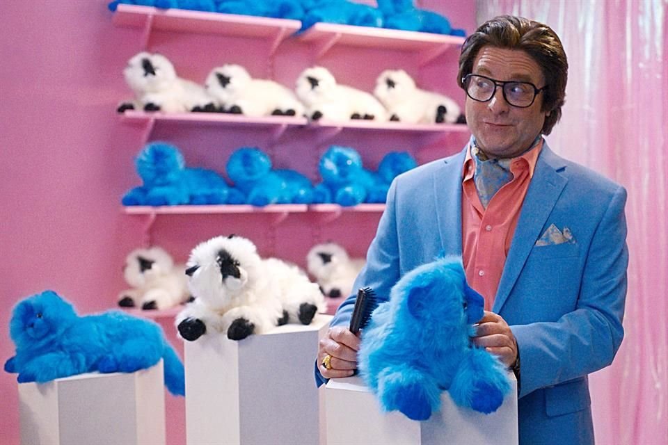 Zach Galifianakis encarna a Ty Warner, creador de los conocidos peluches Beanie Babies. 