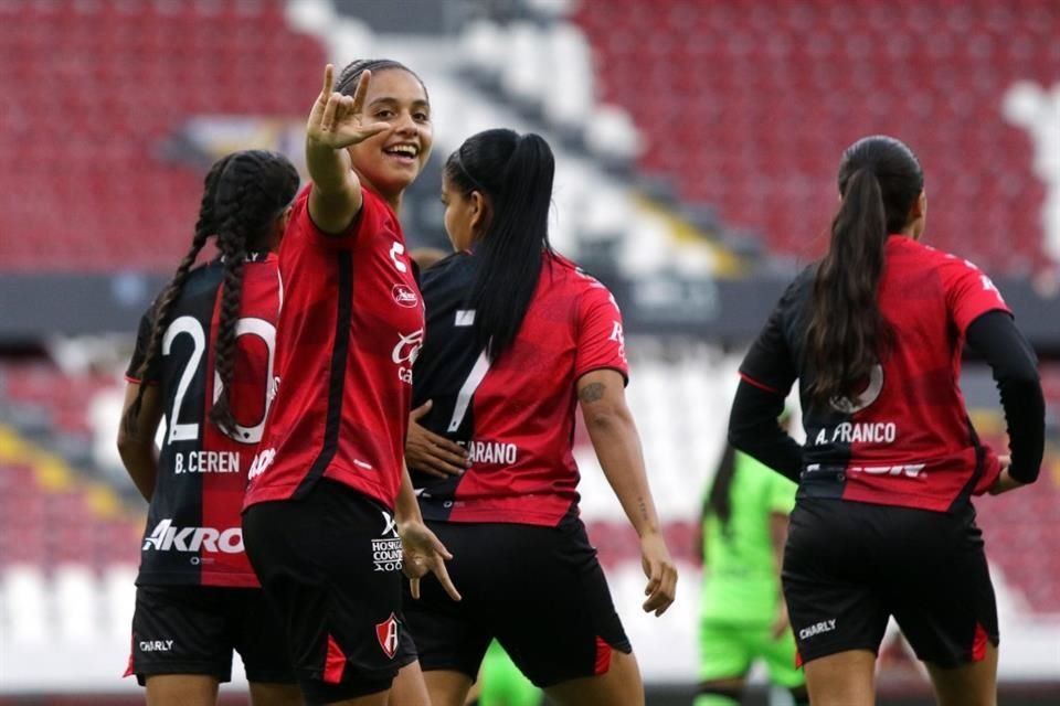 El Atlas femenil conquistó sus primeros puntos en casa.