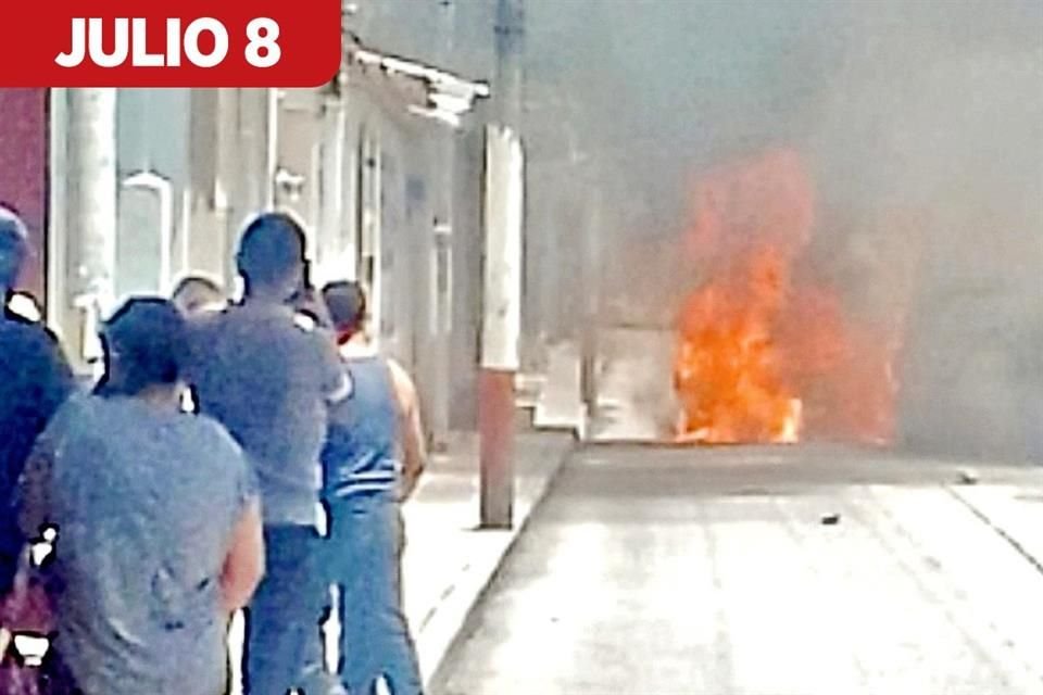 Hombres armados atacan dos taxis en Tixtla y asesinan a balazos a uno de los conductores, durante una jornada de violencia en varios municipios.