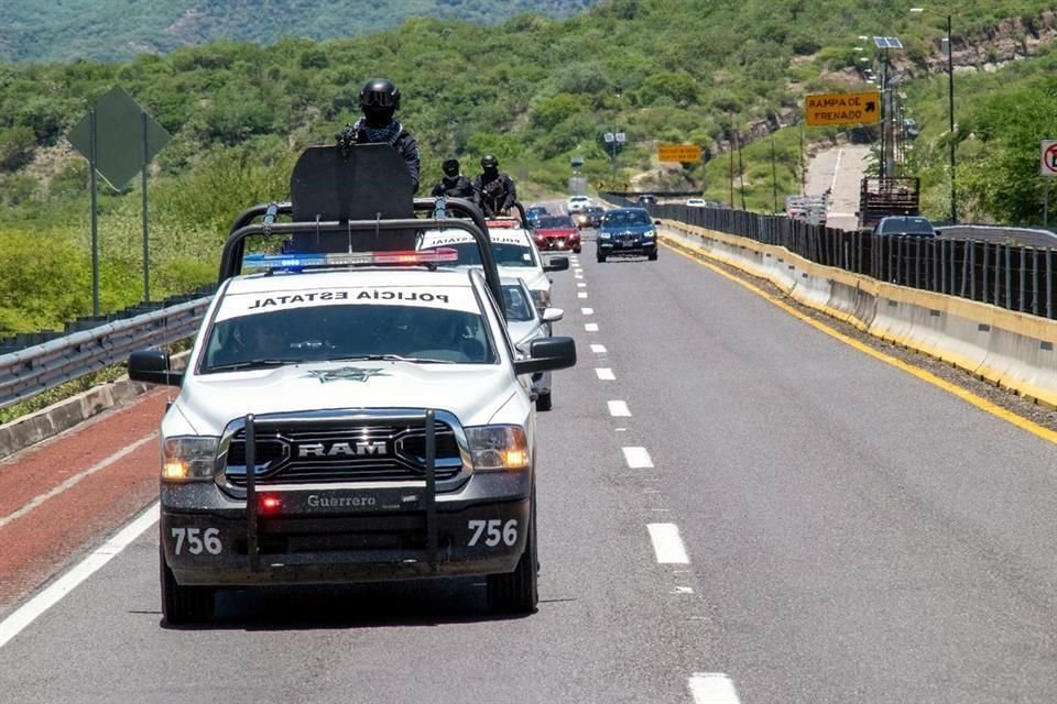 El operativo se desplegó a la altura de Zumpango de Neri.