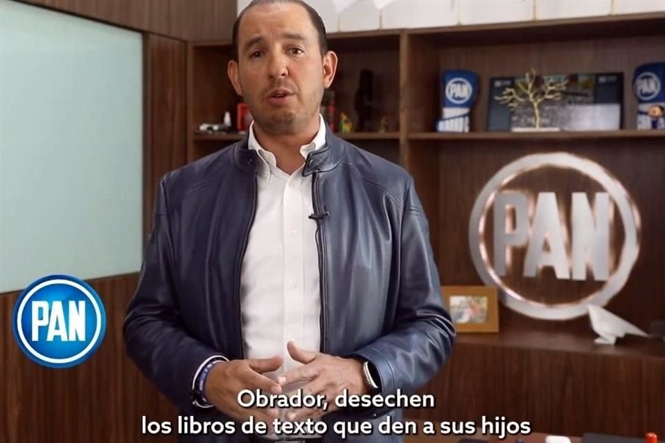 El dirigente nacional del PAN, Marko Cortés exhortó a padres de familia a desechar libros de texto o arrancar hojas que considere inadecuadas.