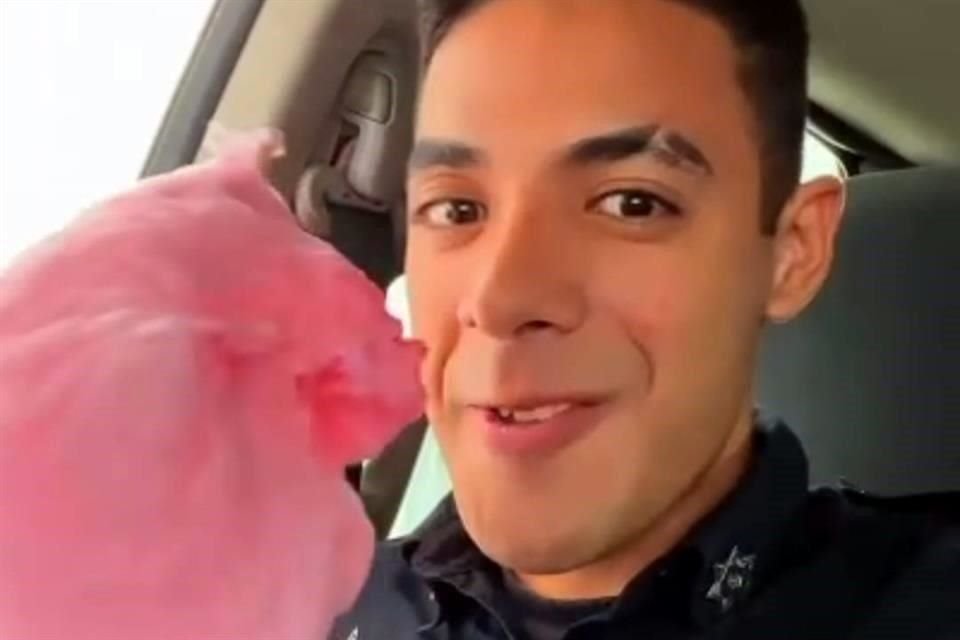 El oficial fue identificado como Alí Reynaga, tiene 23 mil seguidores en Instagram y 625 mil en Tik Tok.