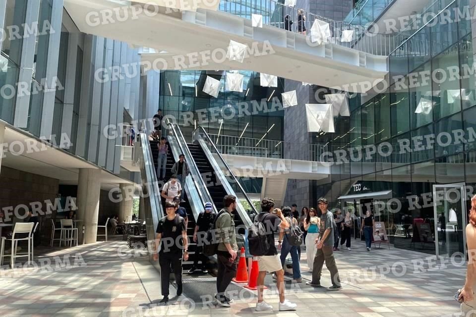 Durante los hechos, los estudiantes evacuaron las instalaciones.