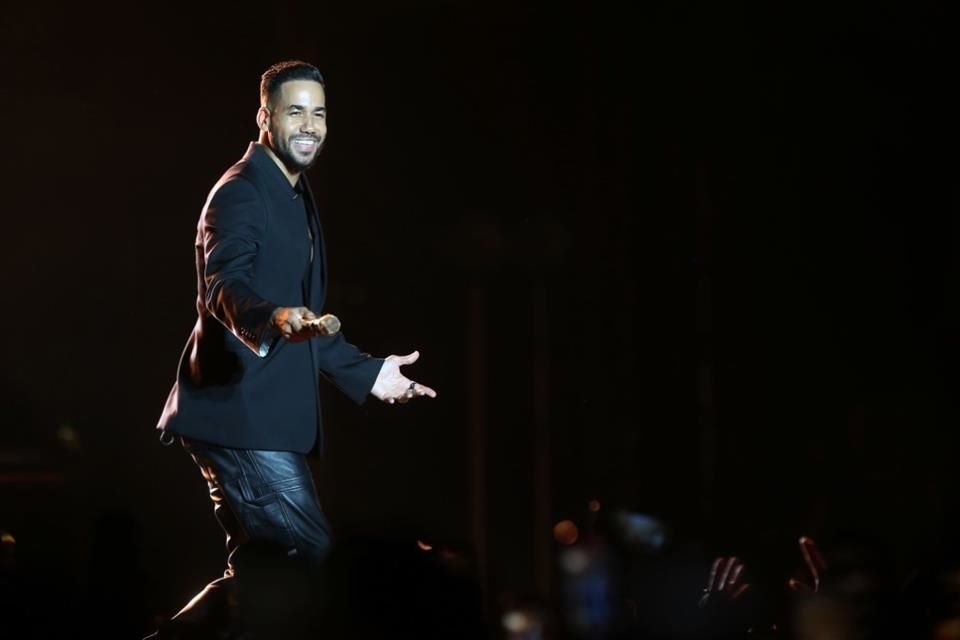 Romeo Santos en concierto en el Estadio Jalisco.