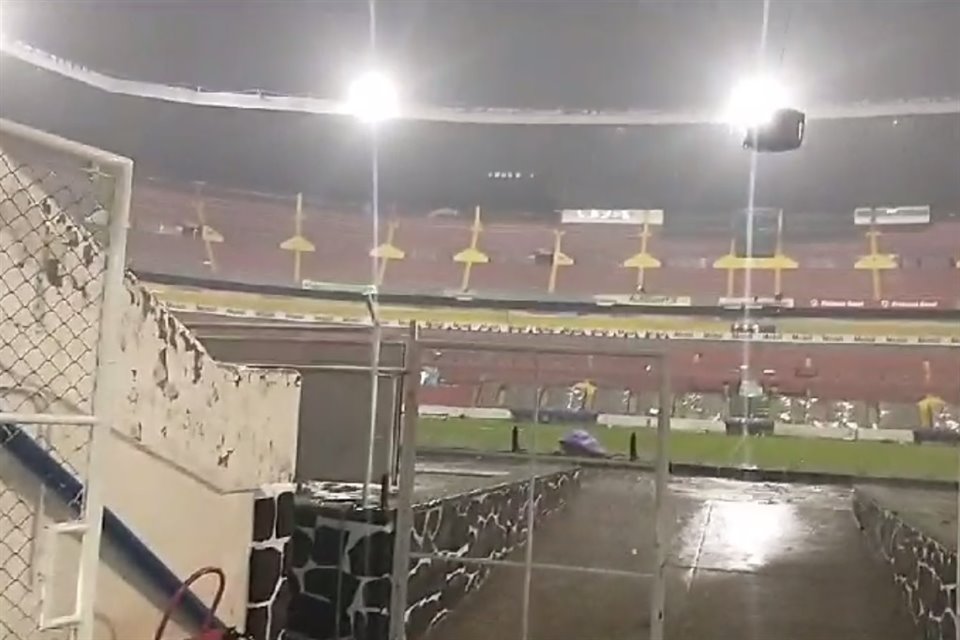 La tormenta impidió que se realizara el partido.