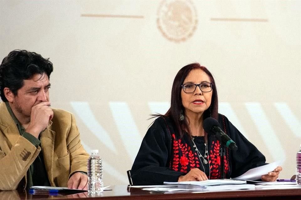 La Secretaria de Educación, Leticia Ramírez, firmó el decreto con el cual se da a conocer el Plan de Estudios para el Ciclo Escolar 2023-2024.