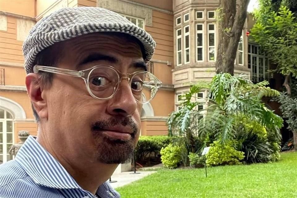 Héctor Zagal viaja al siglo 18 para contar la historia de una cacería inusual en la Nueva España a través de 'Los Vampiros del Virrey'.