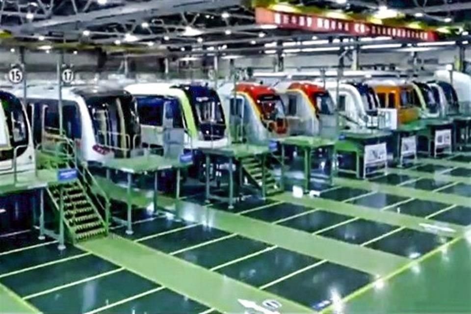 Taller en China donde se construyen los trenes de la L4.