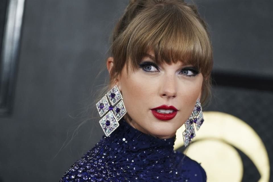 A tres días de que Taylor Swift se presente en México, fans la esperan con emoción pero también con frustración.